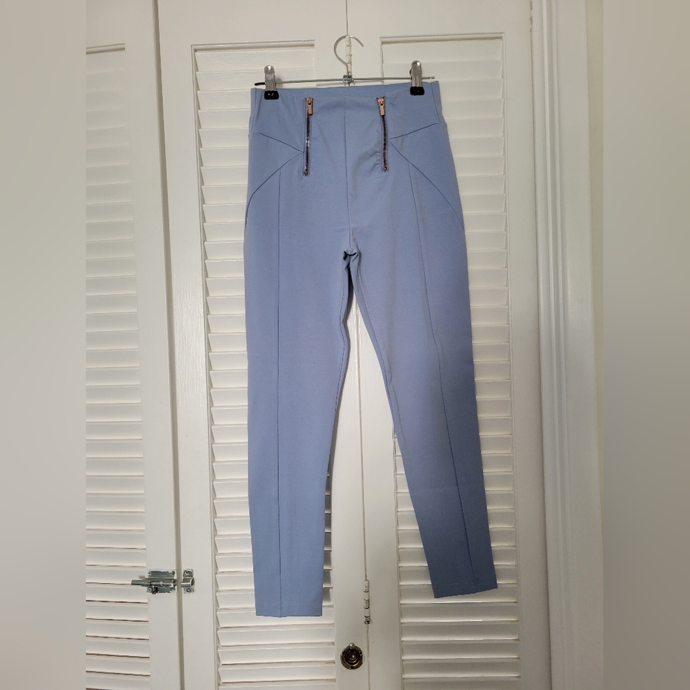 Bershka Women's Light Blue Zip‎ Front Leggings Elastic Waist Size XS LIKE NEW